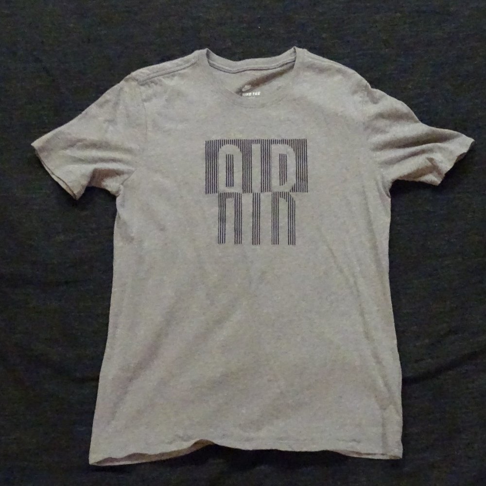 Nike short sleeve T-shirt